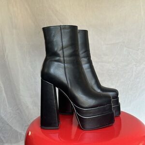Cute platform boots you can walk in comfortably